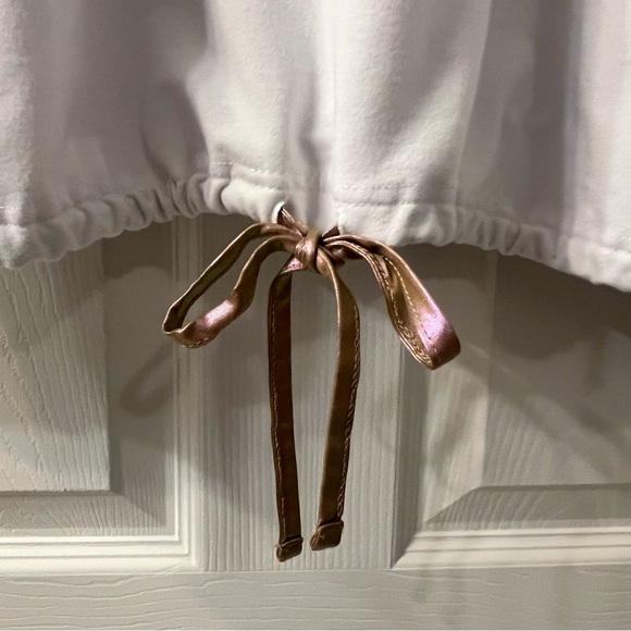 Disney White 50th Anniversary Apparel - Picture 6 of 11